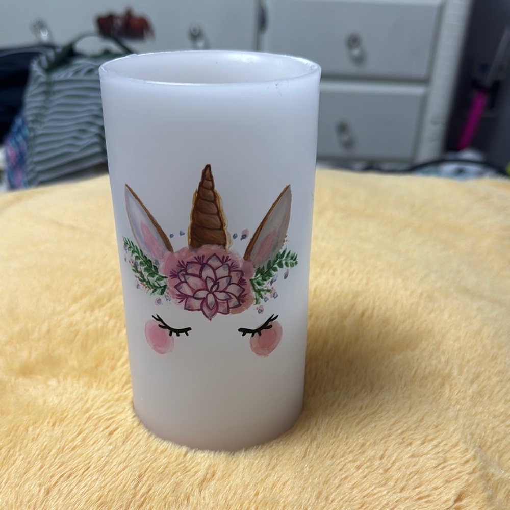 Unicorn Design White Candle